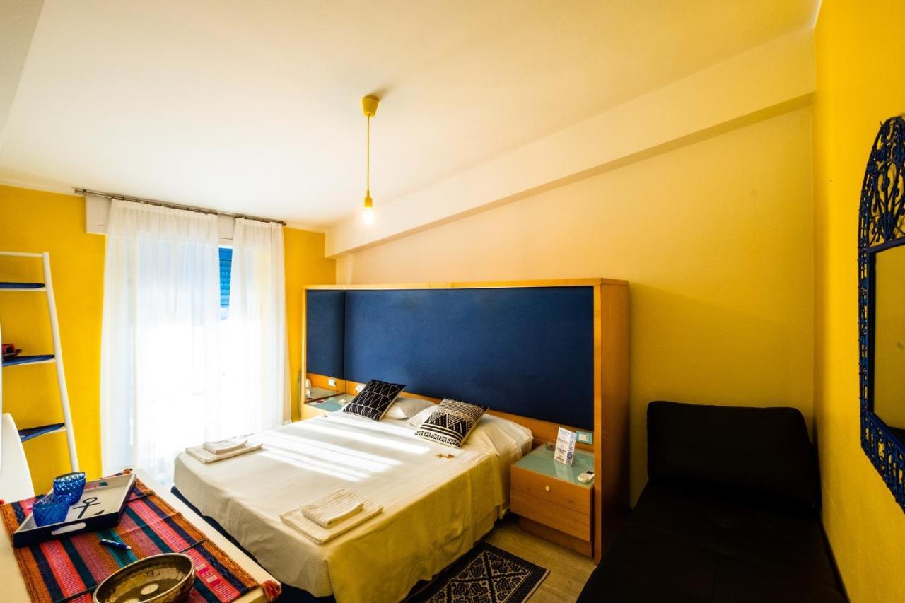 La Favorita Hotel Cala Gonone Eksteriør billede