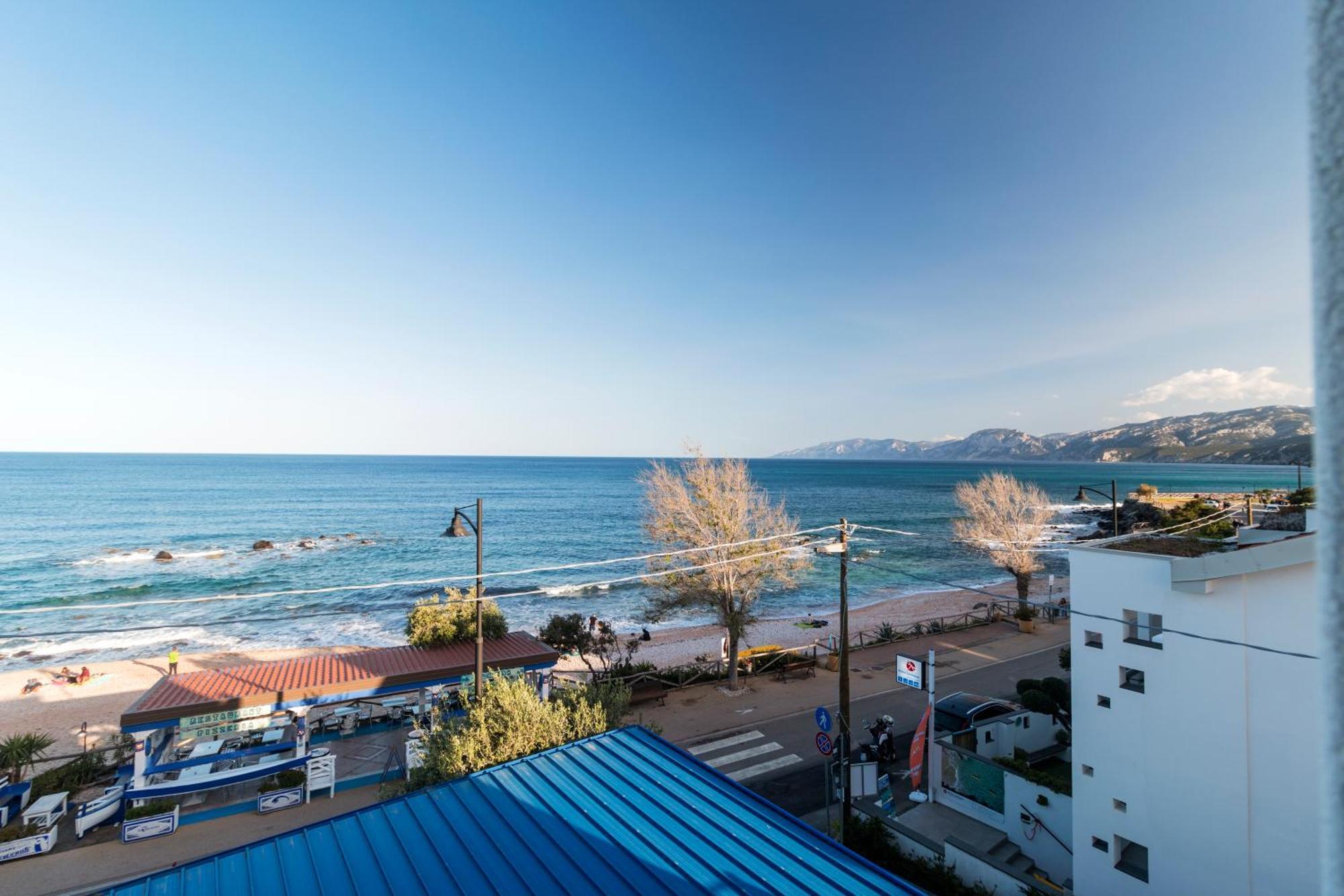 La Favorita Hotel Cala Gonone Eksteriør billede