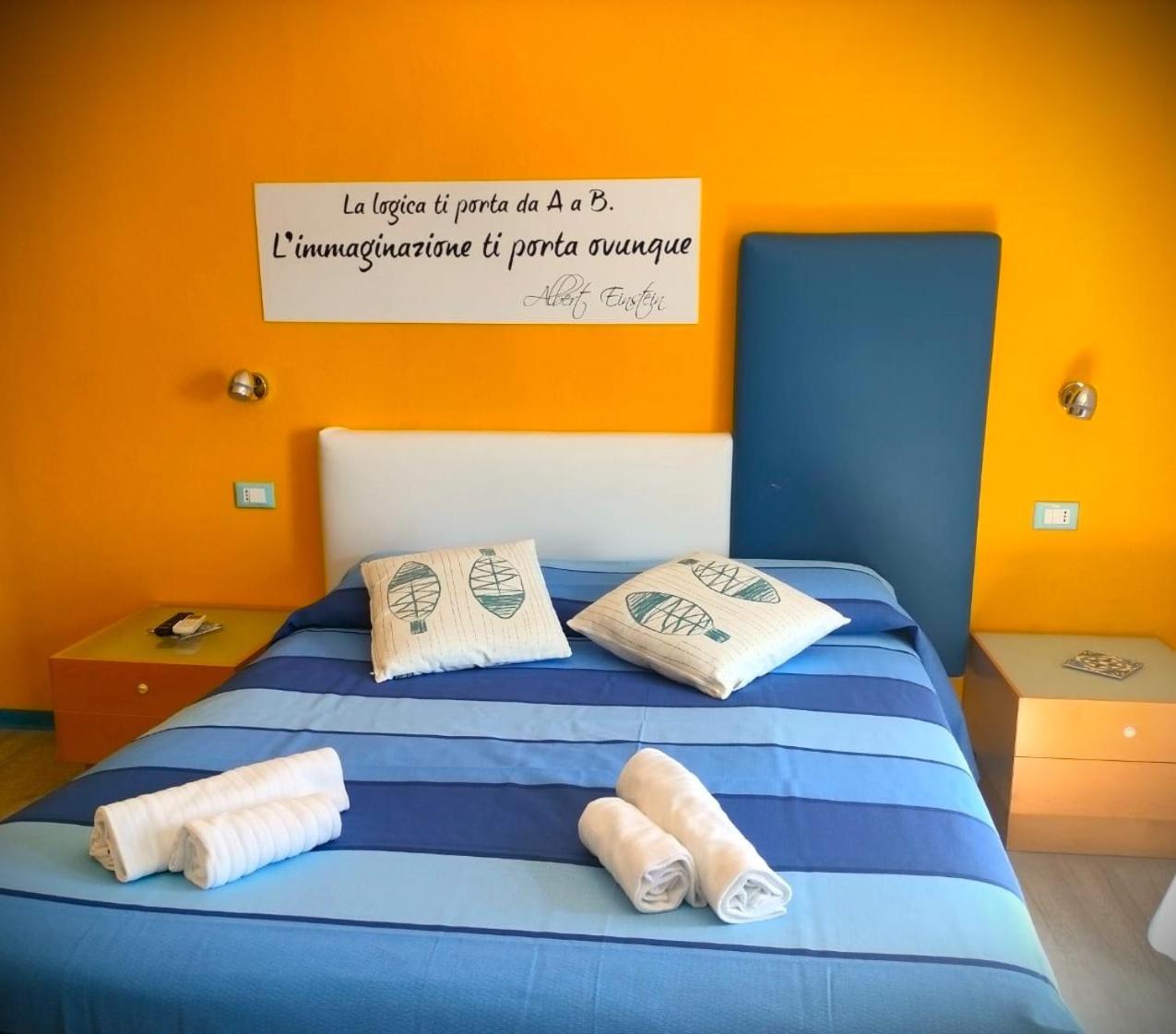 La Favorita Hotel Cala Gonone Eksteriør billede